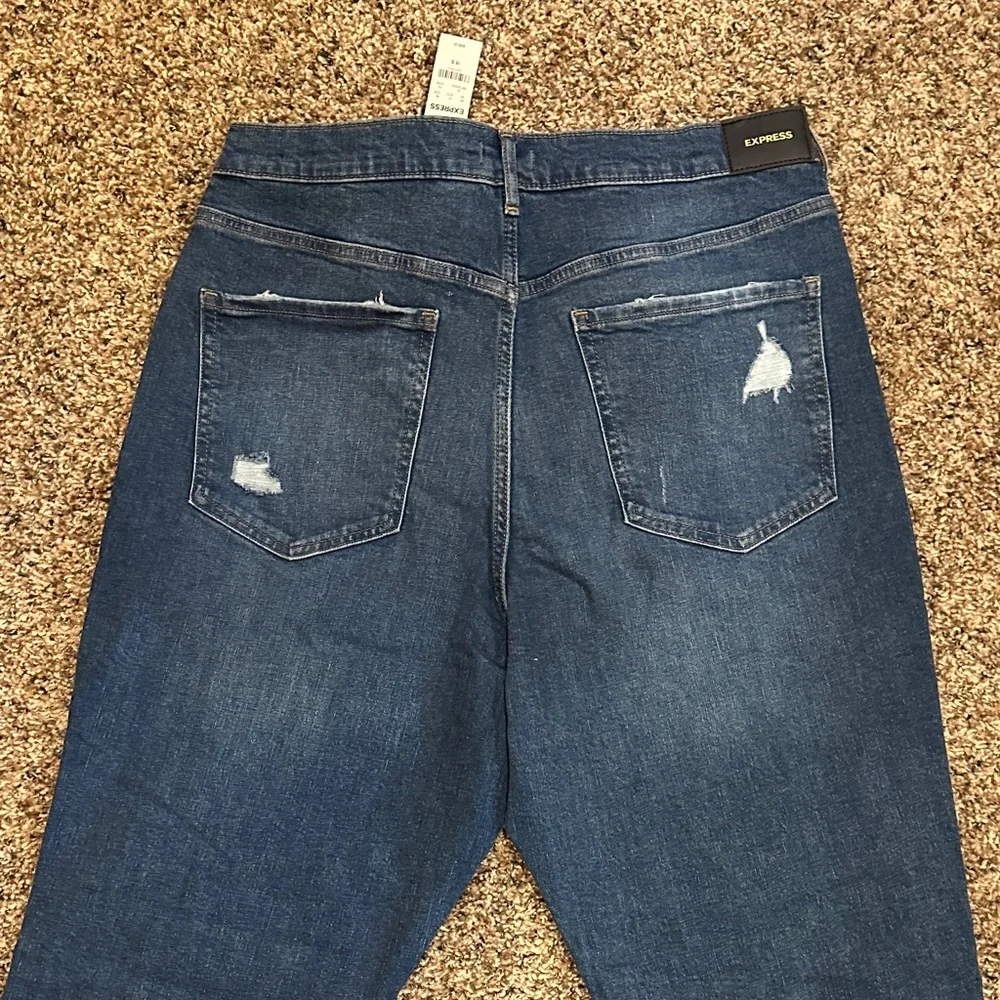 Express Classic Blue Jeans - Picture 3 of 10